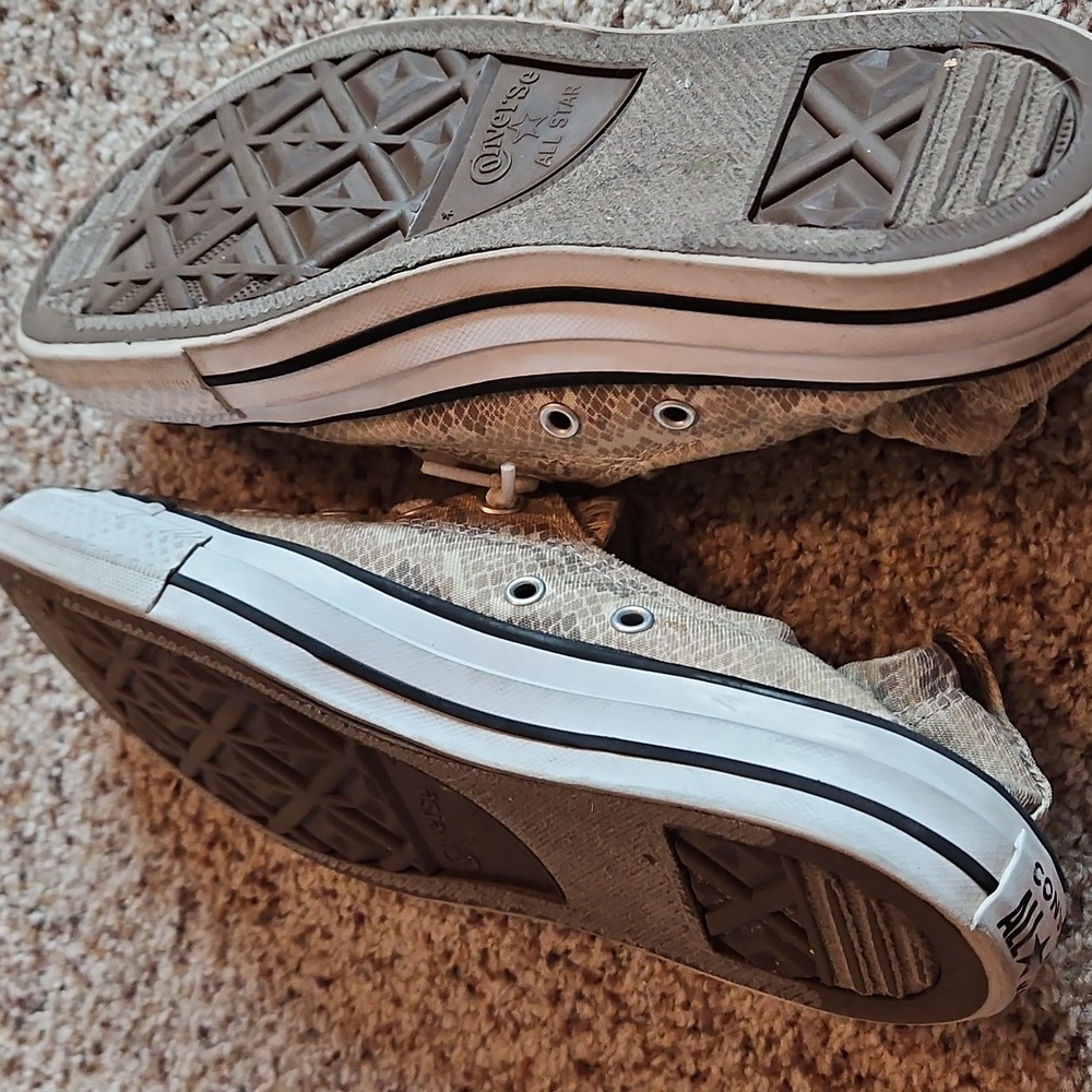 Converse Beige and White Snake Pattern Sneakers - Picture 4 of 4